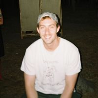 Sunny apartment by Sagrada Familia in authentic Barcelona neighborhood