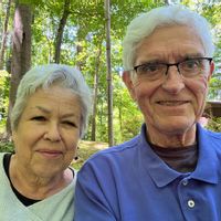 Forested mountainside home near downtown Asheville, for GuestPoints or Reciprocal Exchange