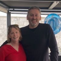 Mike's house is a bright city apartment, open plan combining kitchen and living room and 2 bathrooms