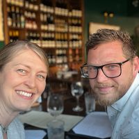 The Treehouse - a Central East Austin upstairs bungalow retreat