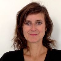 Petite Maison avec belle cour arborée, plein coeur des Beaux-Arts à Montpellier (à 15mn de la plage)