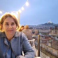 Appartement idéalement situé, calme et lumineux dans le 8ème arrondissement