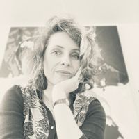 La maison de Céline est comme une petite maison, en plein coeur de Paris,  en effet !