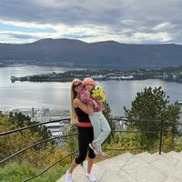 Breathtaking Fjord & Mountain views – The peaceful home of a Mom & 8yo Daughter