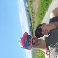 Maison chaleureuse et accueillante en Luberon! Grand jardin avec piscine et terrasses conviviales!