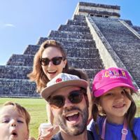 Beautiful renovated family home just outside the very busy part of amsterdam's city centre.