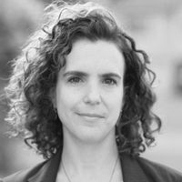 3br, 1.25 bath in the heart of Oakland, CA.  In walking distance to the train to SF.