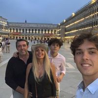 Casa de Bali Family