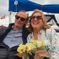 Enriqueta, Jean-Lucs hus