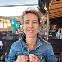 Maison, superbe vue, grande terrasse au sud en montagne, tout confort.