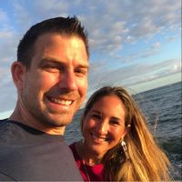 - 4 bed/2 bath/2 story home - walking distance to zoo, trails, shuttles - Located in Lower Moonridge