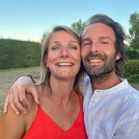 A lovely duplex house  bright and spacious just 5 minutes from the lake.