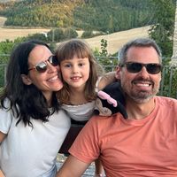 Iratxe, Marc y Naias hus