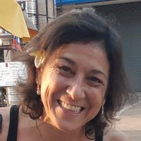 Casa di Lara. Grazioso appartamento in centro, con vivibile spazio esterno. Posizione strategica