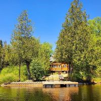 Chalet au bord de la rivière Maskinongé