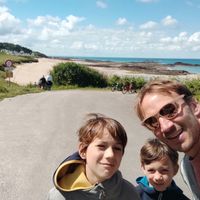 Maison dans un charmant petit bourg à 5 min de la mer et au calme de la campagne