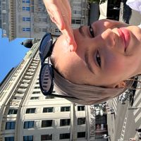 Ebru Zeynepina kuća