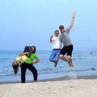 3-bedroom-loft in Munich | roof garden | recreational park + swimming lake | mall + metro nearby