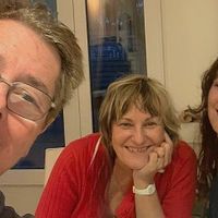 Sunny riverside apartment between Paris and Disney