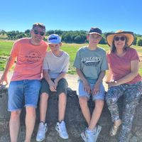 Grande Maison familiale Piscine Environnement calme et bucolique