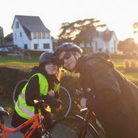 Plages et commerces à pied ( navette gratuite en juillet et août).