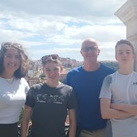 Family home close to city