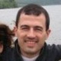 Stanza con letto matrimoniale in appartamento al centro di Roma, con ottimi collegamenti